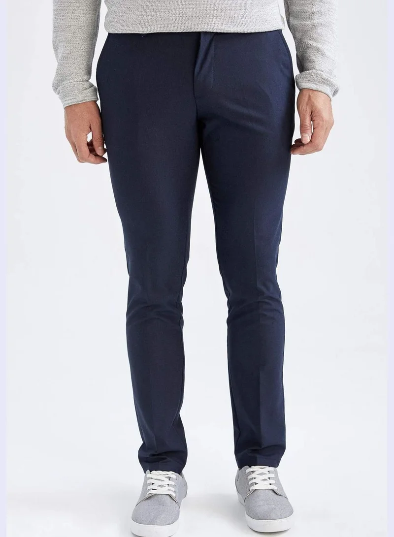 ديفاكتو Man Woven Trousers