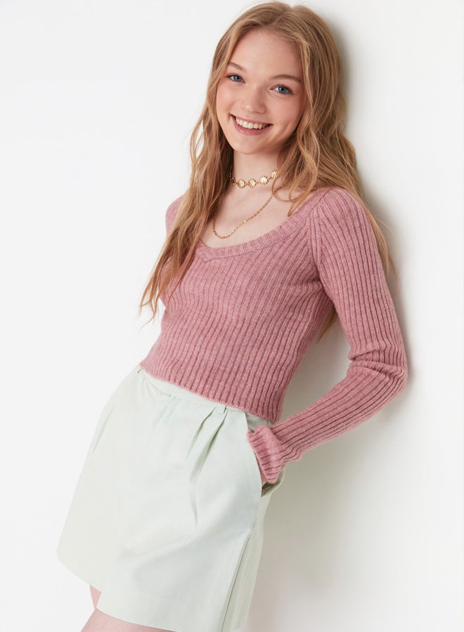 trendyol Pale Pink Crop Soft Textured Basic Knitwear Sweater - Image 3