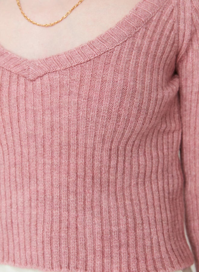 trendyol Pale Pink Crop Soft Textured Basic Knitwear Sweater - Image 4