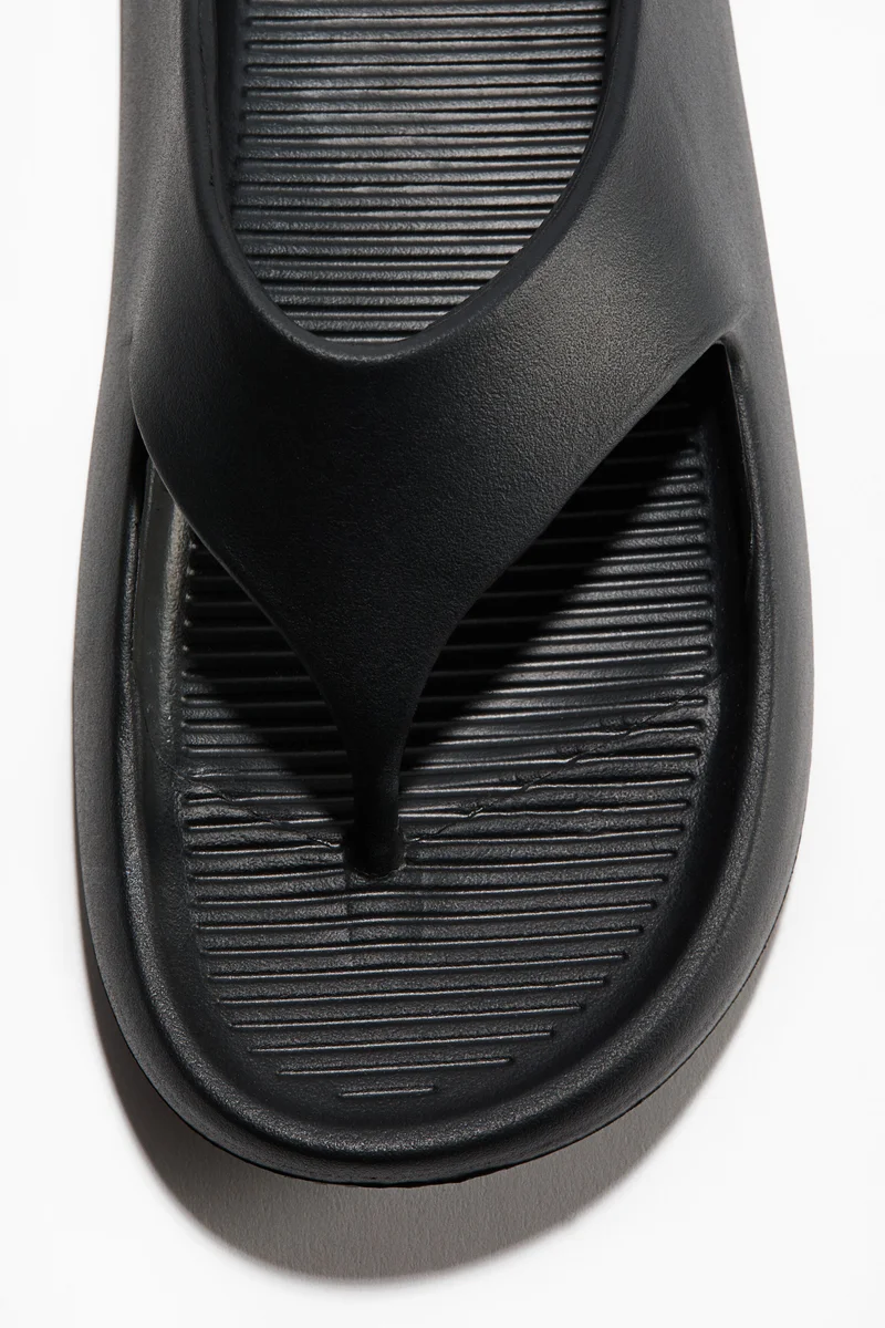 H&M  Chunky flip-flops for Men | Best Price UAE