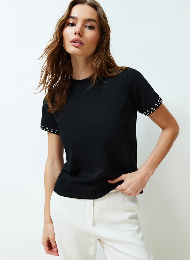 trendyol Black Stone Accessory Detailed Regular Pattern Knitted T-Shirt - Image 1