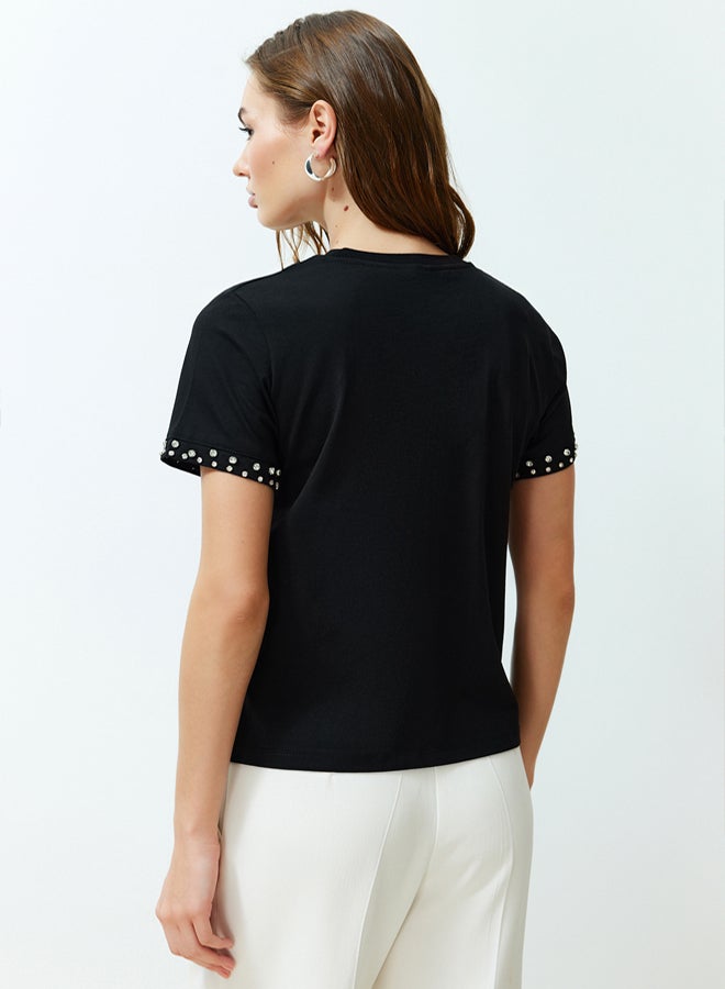 trendyol Black Stone Accessory Detailed Regular Pattern Knitted T-Shirt - Image 5