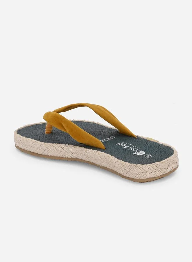 Fresh Feet Fresh Feet Yellow Plain Thong Toe Yoga Mat Slippers