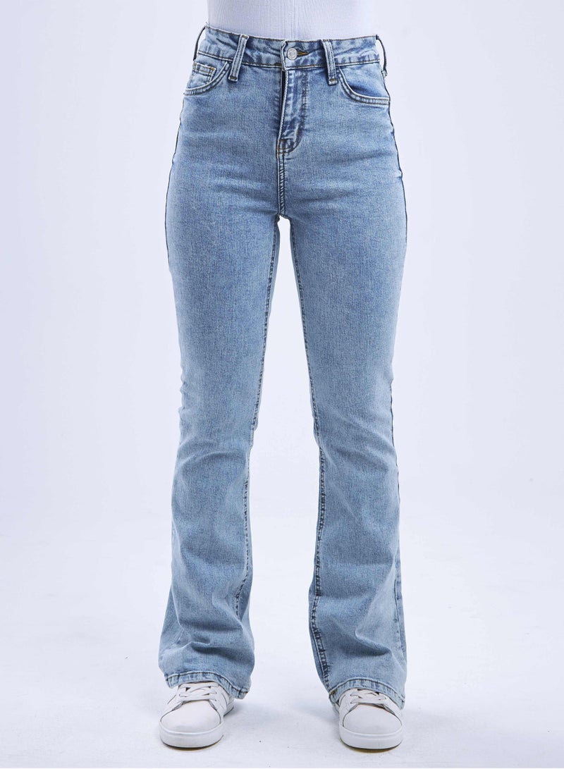 CIZARO High-Waist Light Acid Wash Flared Jeans. - Image 2