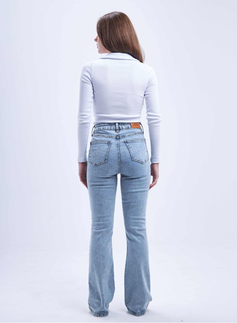 CIZARO High-Waist Light Acid Wash Flared Jeans. - Image 4