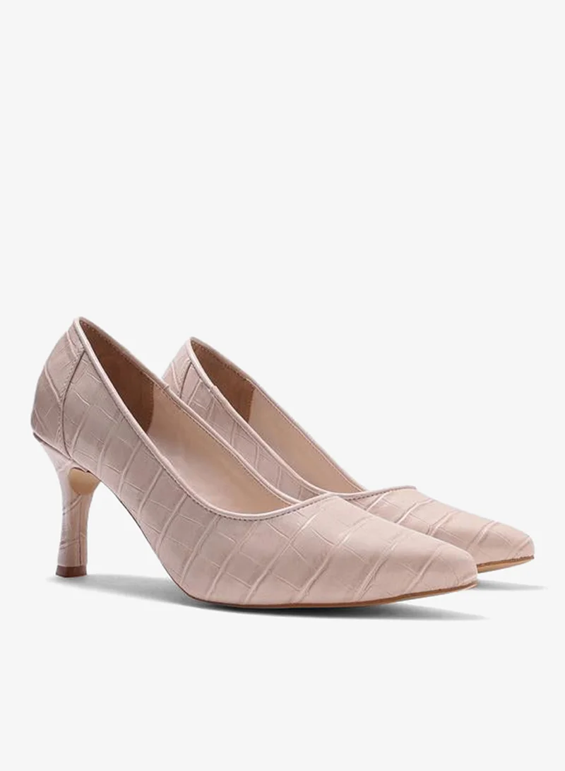 حكايات الأزواج حذاء كعب عالي بمقدمة مدببة وملمس جلد التمساح