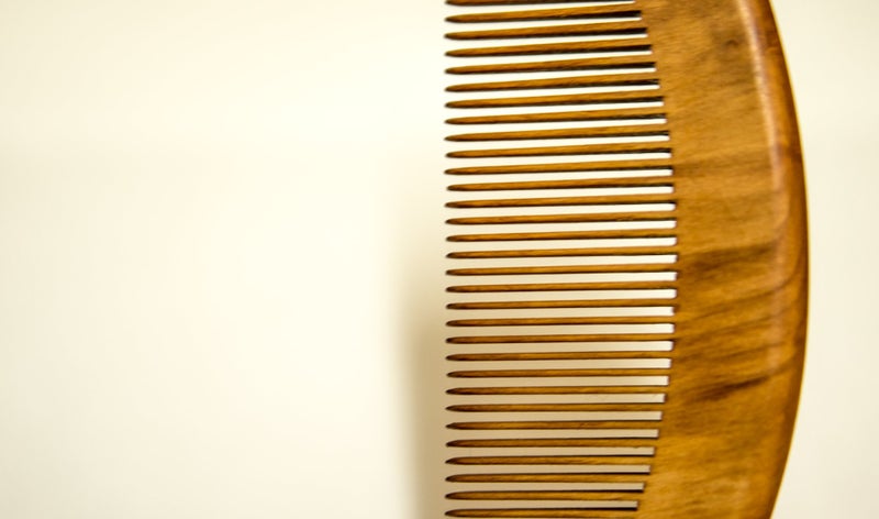 CP [Japan Craftsmen Made] Peach Wood Natural Comb - Apricot Oiled. Anti Static Hair (Medium) - Image 4