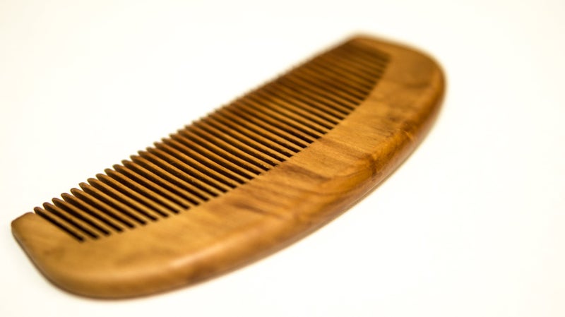 CP [Japan Craftsmen Made] Peach Wood Natural Comb - Apricot Oiled. Anti Static Hair (Medium) - Image 5