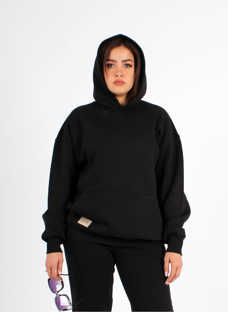 سويت شيرت للنساء والبنات هودي اوفر سايز أسود 2 جيب وطبعه مميزة جدا - خامه قطن 100% ( ميلتون ) - مناسب لكل الأوقات صباحاً أو مساءً وجميع الخروجات ( العمل .الكلية .الچيم .خروجة  مع الاصدقاء ) وتدفئه من بروده الشناء - تنسيقه مع أي بنطلون رياضي أو جينز - Image 4