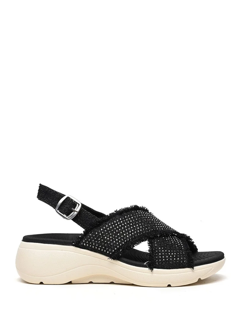 كابلي صندل مريح بكعب منخفض وتصميم خلفي مع أحزمة مرصعة بالكريستال