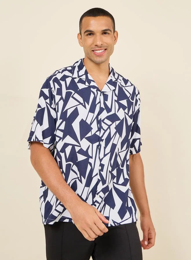 ستايلي Abstract Print Resort Collar Relaxed Fit Shirt