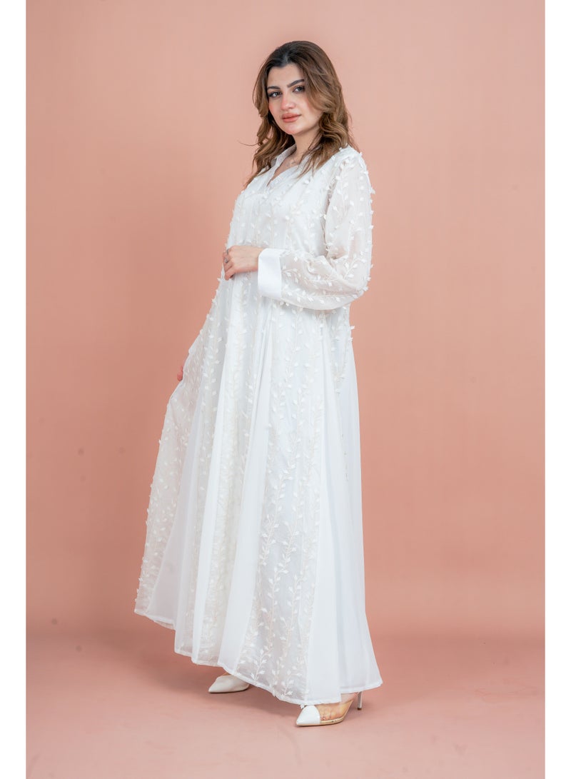 اكسا جلابية مطرزة بتلات ناعمة - Image 3