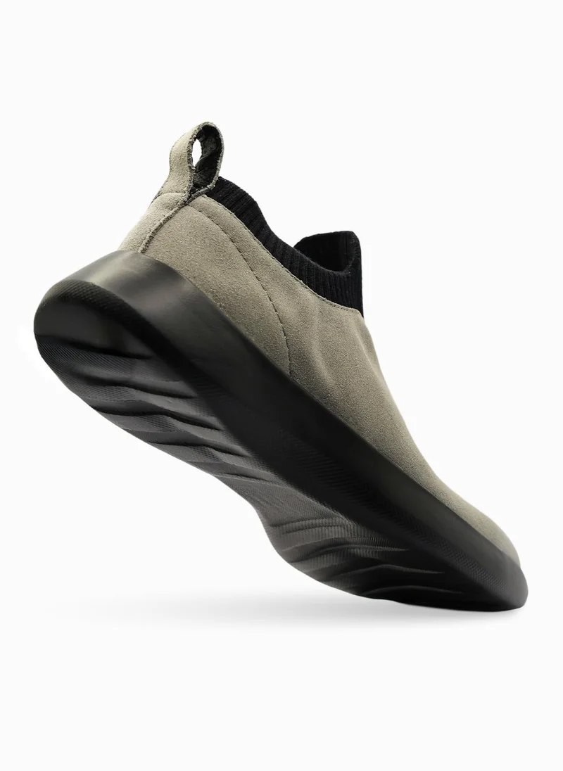 دوا زو لو حذاء رياضي سويدي شفاف