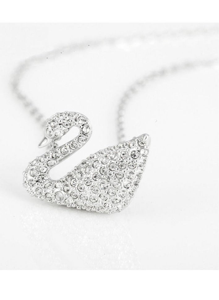 Generic Swan Necklace With Crystals  - Image 2