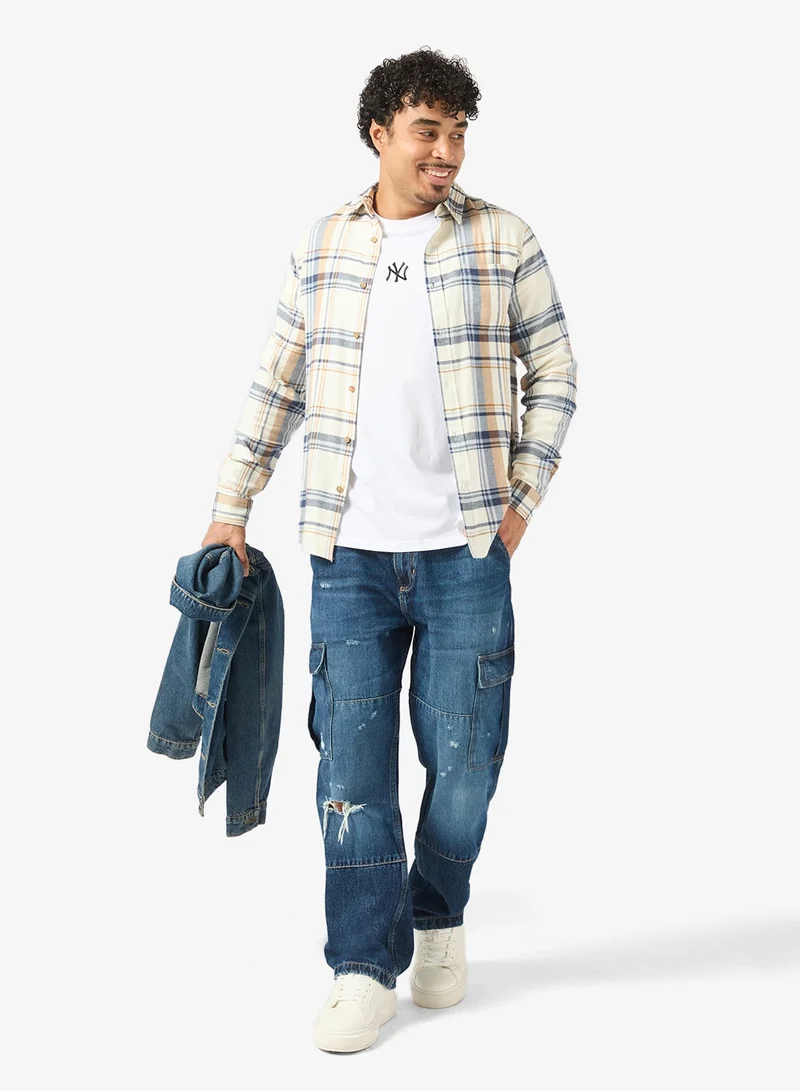 NEW ERA  MLB League Essential Oversized New York Yankees T-Shirt for Men | Best Price UAE