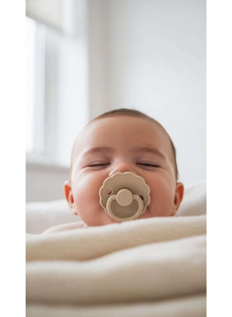 FRIGG Natural Latex Baby Pacifier | Size 1 (0–6 Months) | BPA-Free, Orthodontic Soother | Designed & Made in Denmark - Image 4