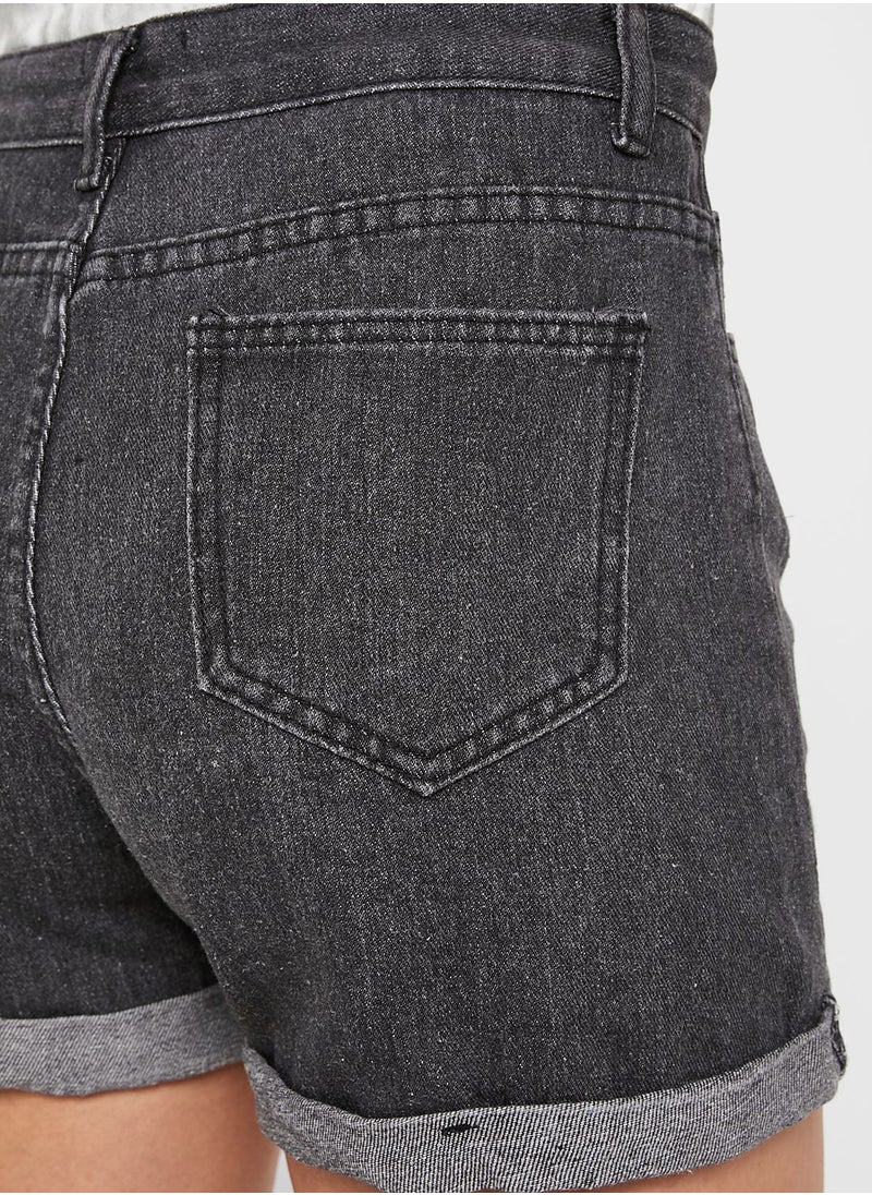 Ginger - Embroidered Denim Shorts - Image 1