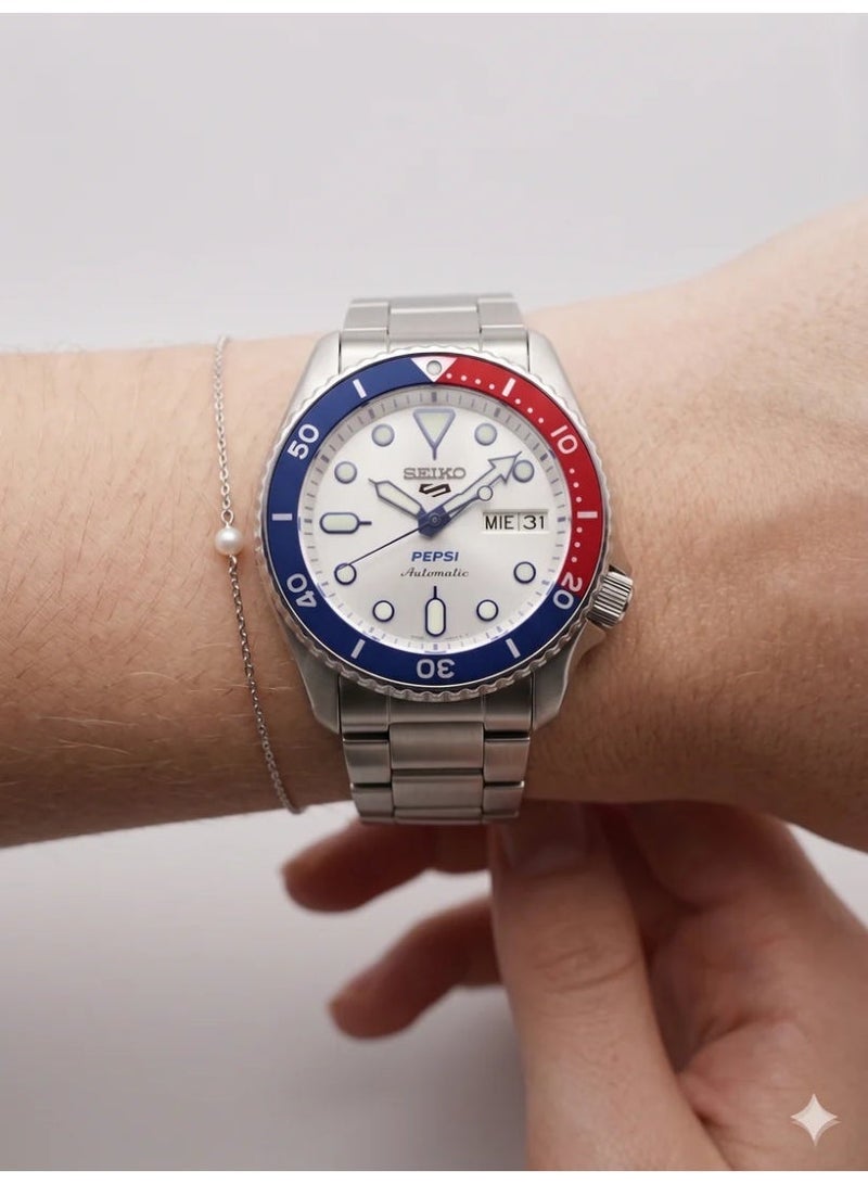 Seiko 5 بيبس الأبيض بقرص فضي - ساعة أوتوماتيكية للرجال - Image 2