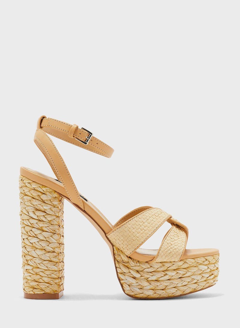 ناين ويست صندل بكعب عال - Image 1