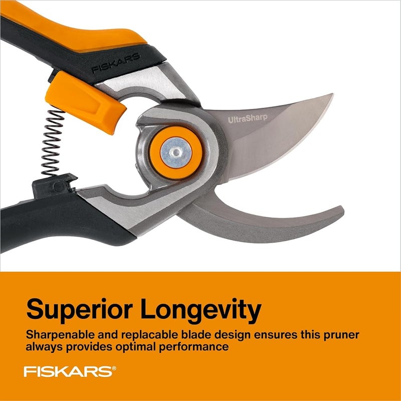 فيسكارس 1 Fiskars Softgrip مقص تقليم مطروق بشفرة قابلة للاستبدال - مقاوم للصدأ، طلاء منخفض الاحتكاك - شفرة فولاذية مصقولة بدقة تبقى حادة خلال الاستخدام الكثيف في الفناء والحديقة - Image 4