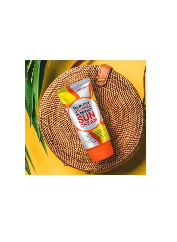 Farm Stay - Farm Stay Oil Free UV Defence Sun Cream 70ml - Image 1
