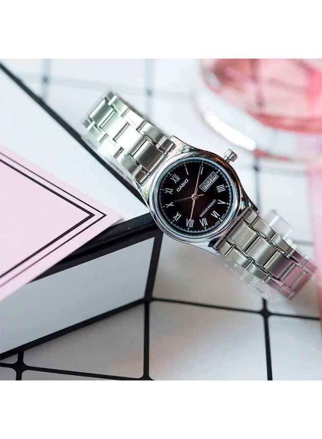 كاسيو Analog Women’s Watch LTP-V006D-1BUDF, 25 mm Black Dial, Stainless Steel Case, Silver Stainless Steel Band, Water Resistant - Image 5