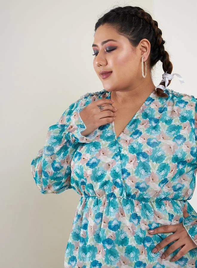 SASSAFRAS SASSAFRAS Plus Floral Print V Neck Peplum Top