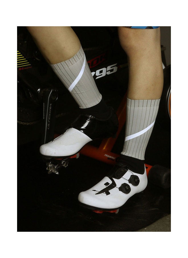 NIBEMINENT - Reflective Stripe Cycling Socks - Image 1