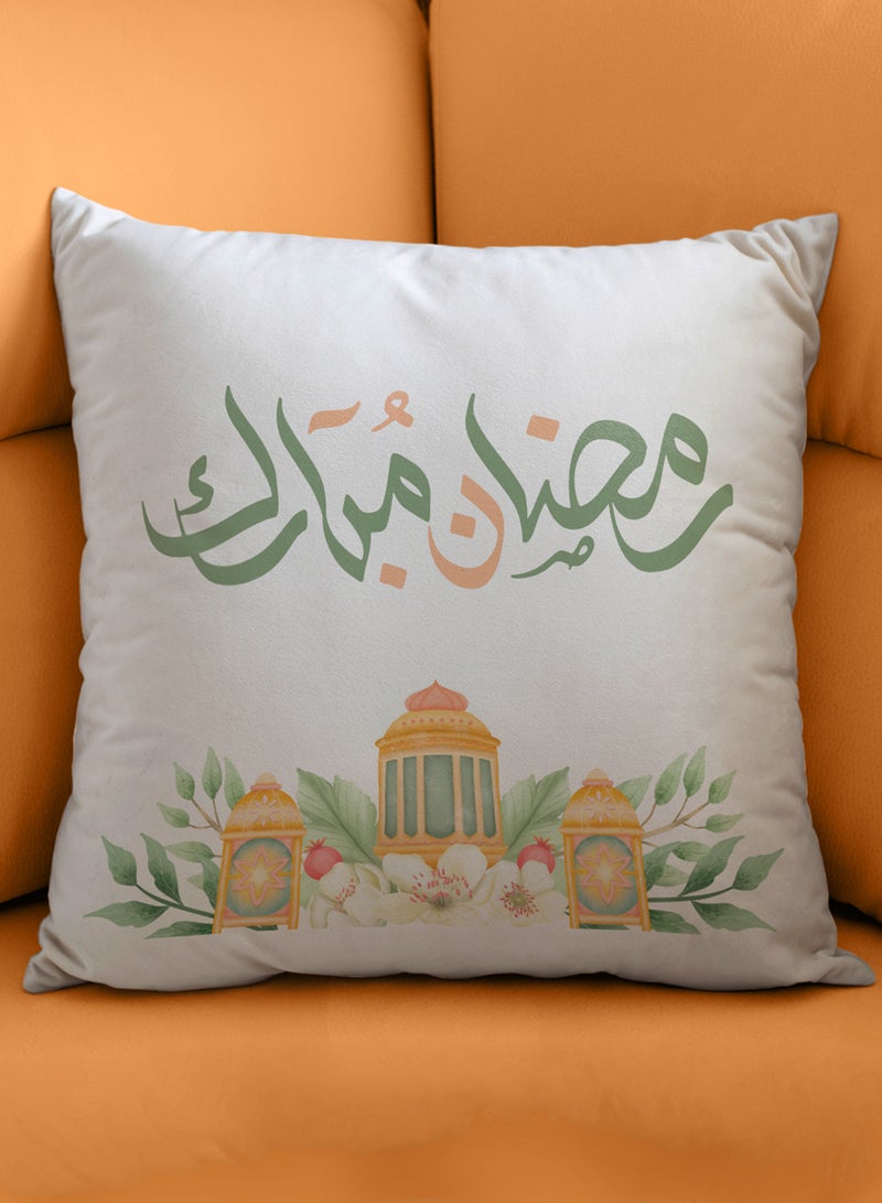 لوحة غطاء وسادة من البوليستر بتصميم رمضان مبارك مع ورود وفوانيس رمضان - Image 1