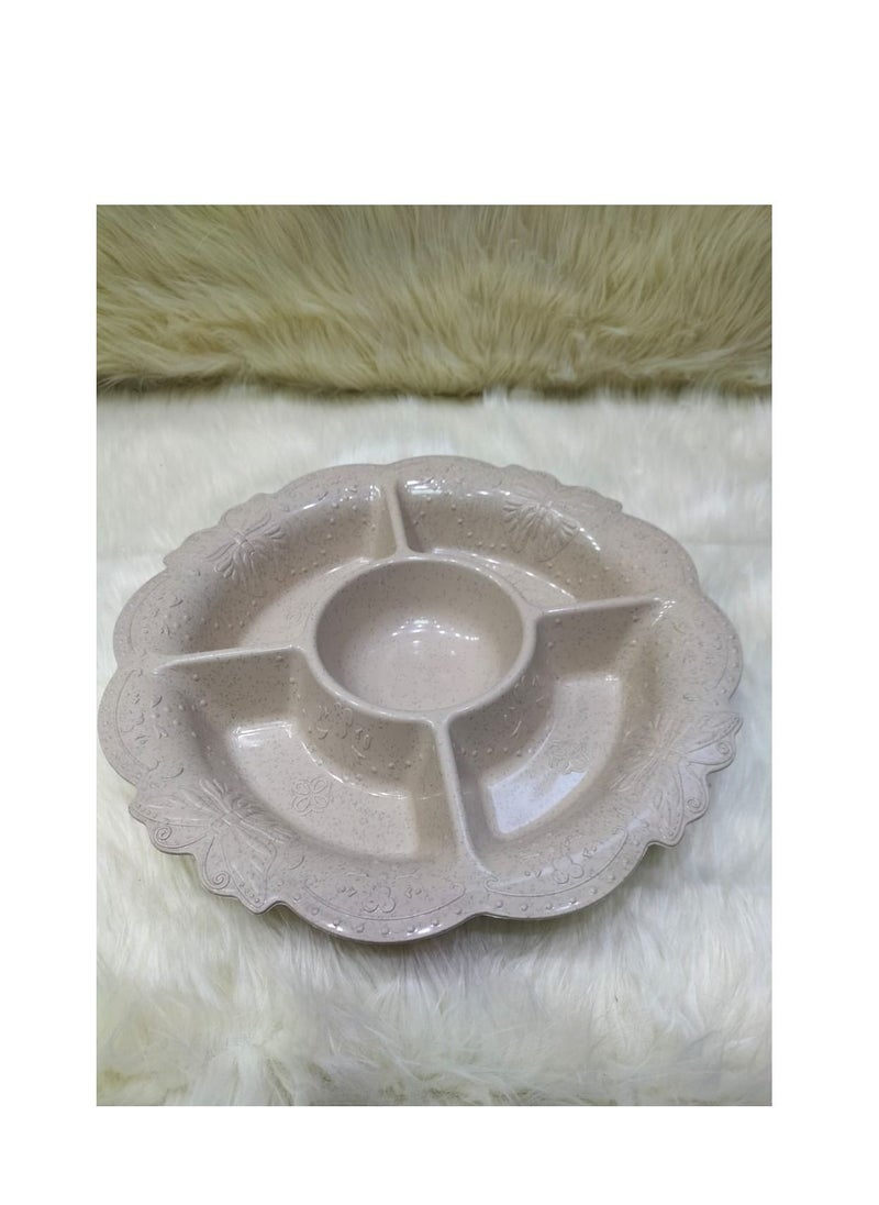ماركة غير محددة - طبق تسالي علي شكل وردة مقسم الي خمس خانات بلاستيك متين لتقديم التسالي والمكسرات والحلويات والمقبلات بقطر 29 سم (لون بيج) - Image 1