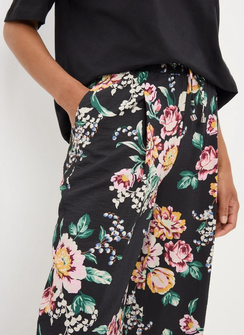 Matalan Black Floral Cropped Trousers