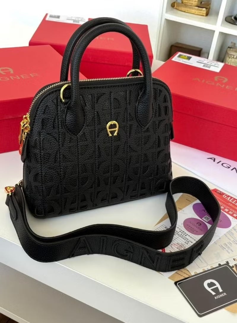 Aigner women's bag - Image 2