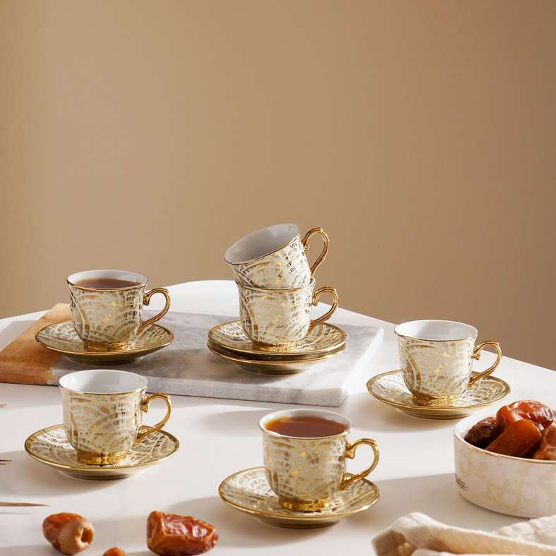 Pan Home طقم أكواب وصحون إسبريسو كاماري - أبيض وذهبي - Image 1