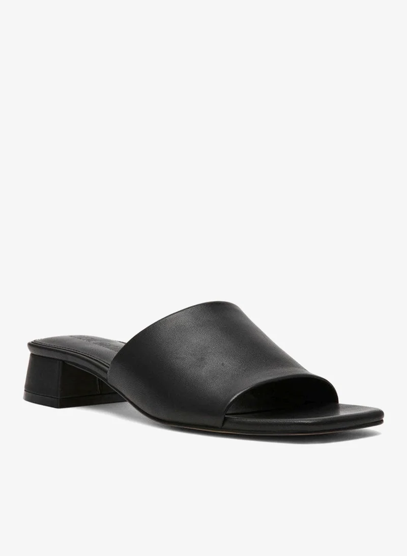 STEVE MADDEN Steve madden montgomery women's black sandals