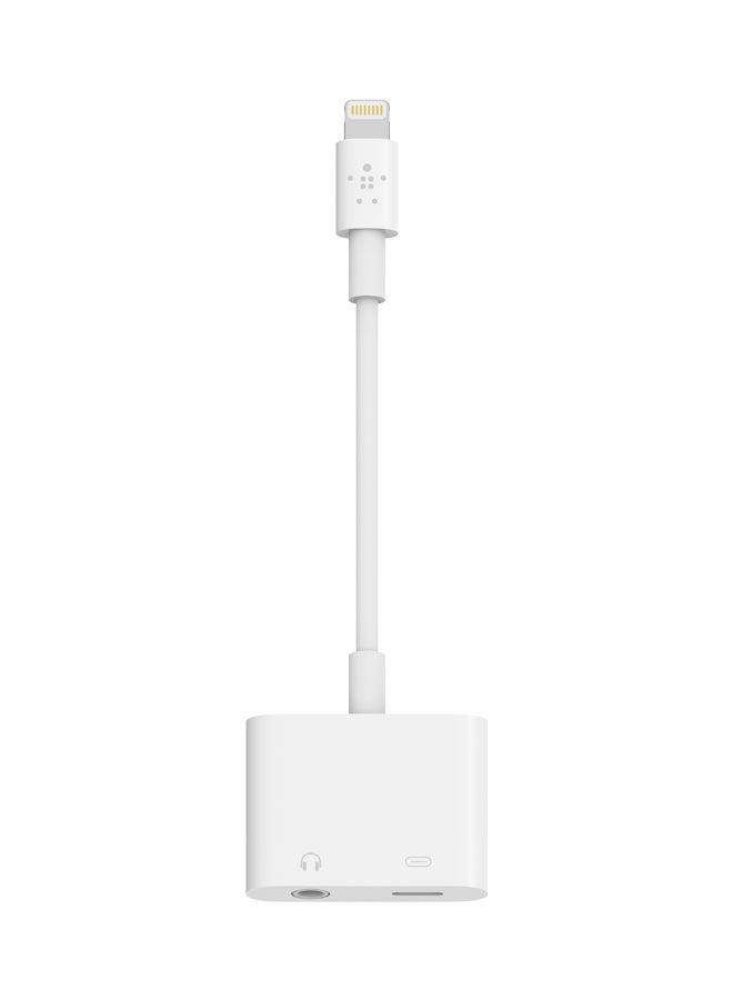 belkin Dual functionality to listen to 3.5 mm Audio and charge at the same time. White - Image 2