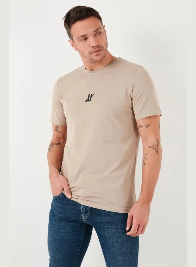 بوراتي تيشيرت قطن % بياقة دائرية بقصة عادية للرجال