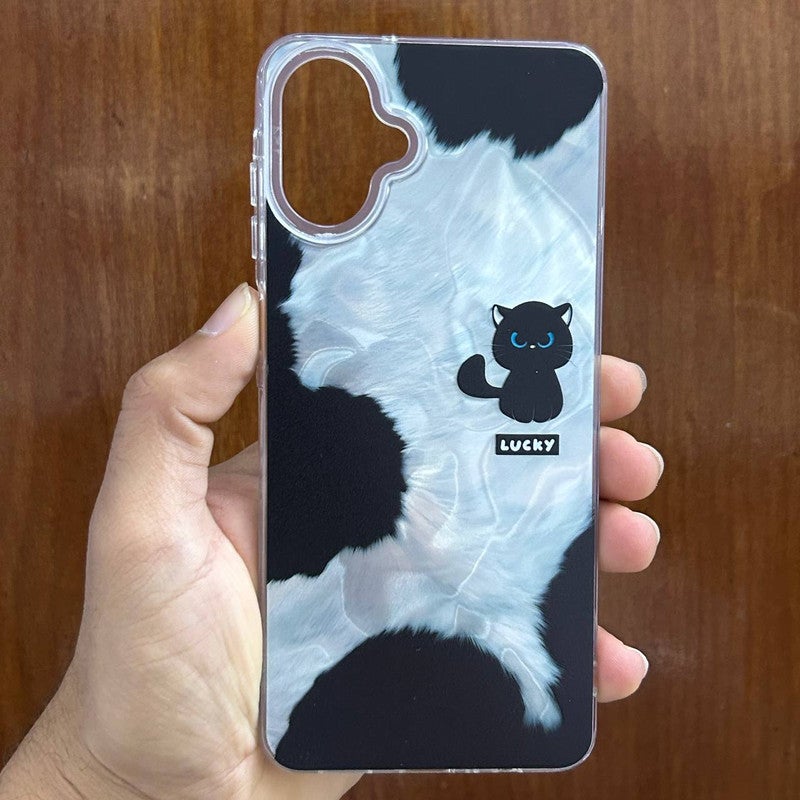 Modern, multi-shaped back cover compatible with the phone Samsung A07 - Image 1