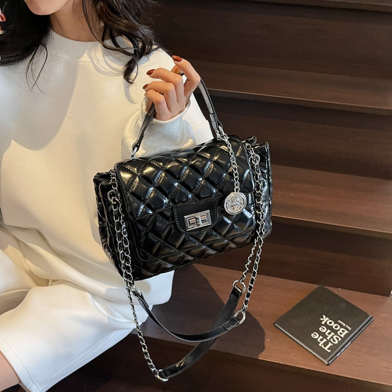 Bag Women'S Embroidery Rhombic Lock Handheld Tote Bag Commuter Soft Leather Embroidery Chain Shoulder Bag