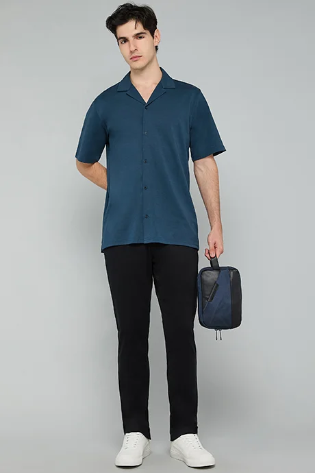 R&B Textured Knit Shirt with Revere Collar and Short Sleeves