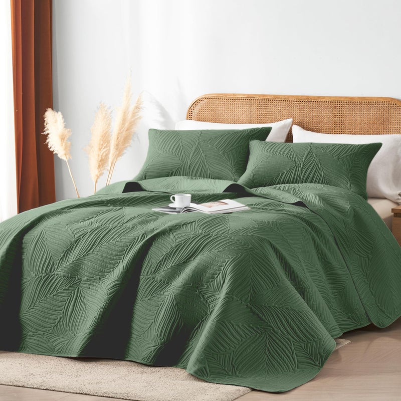 OARAGE King Quilt Bedding Set Lightweight Soft Olive Green Bedspread Coverlet with Leaf Pattern,Ultrasonic Microfiber Bed Cover Set for All Season 3 Pieces (1 Quilt, 2 Shams) - Image 2