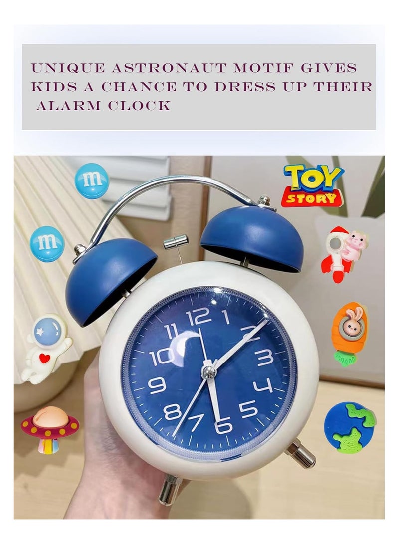 عام ساعة إنذار للأولاد، ساعة إنذار بطراز رائد فضاء رسوم متحركة، ساعة إنذار تناظرية للنائمين بشكل ثقيل مع إضاءة خلفية هدية للأولاد من عمر 5 إلى 16 عامًا. - Image 5