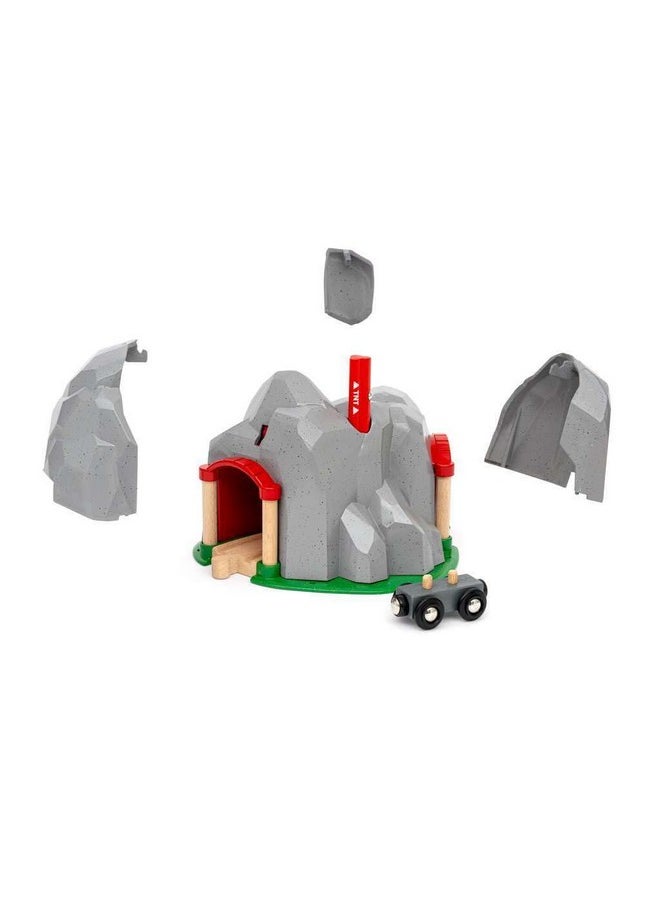 Brio BRIO World - 36044 Exploding Tunnel | Toy Train Set for Kids Ages 3 Years and Up  - Image 4