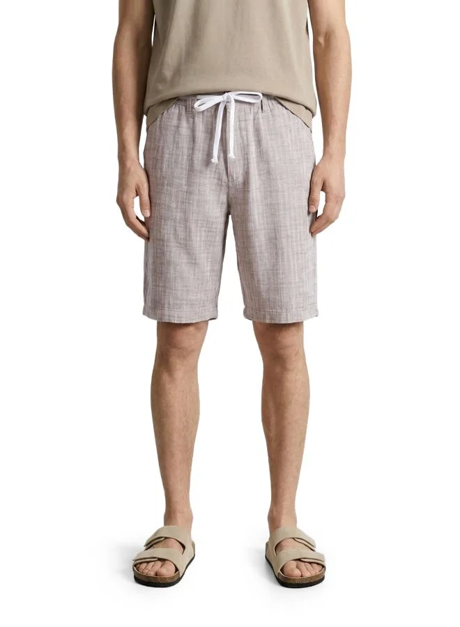 ذا انديان كراج كو Men Regular Fit Solid Cross Pocket Mid-Rise Shorts