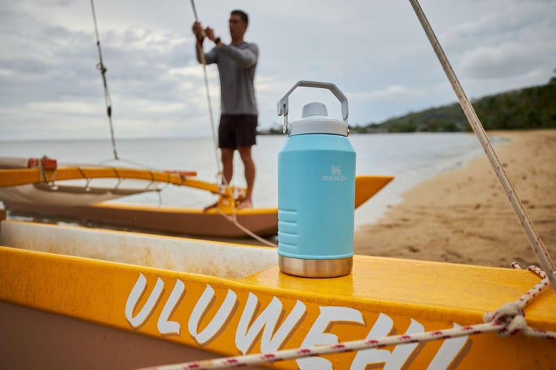 Stanley Stanley Iceflow Fast Flow Jug | Recycled Stainless Steel Water Tumbler | Keeps Drink Cold and Iced for Hours | Easy Carry Handle | 96 OZ | Pool  - Image 2