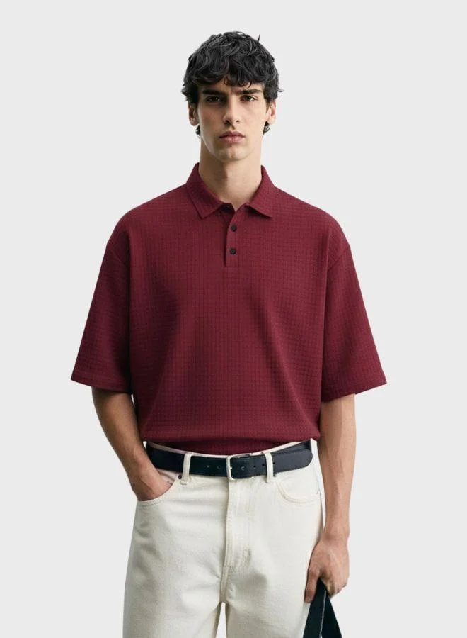 The Indian Garage Co Men Boxy Fit Textured Round Neck Half Sleeves Polo T-Shirt