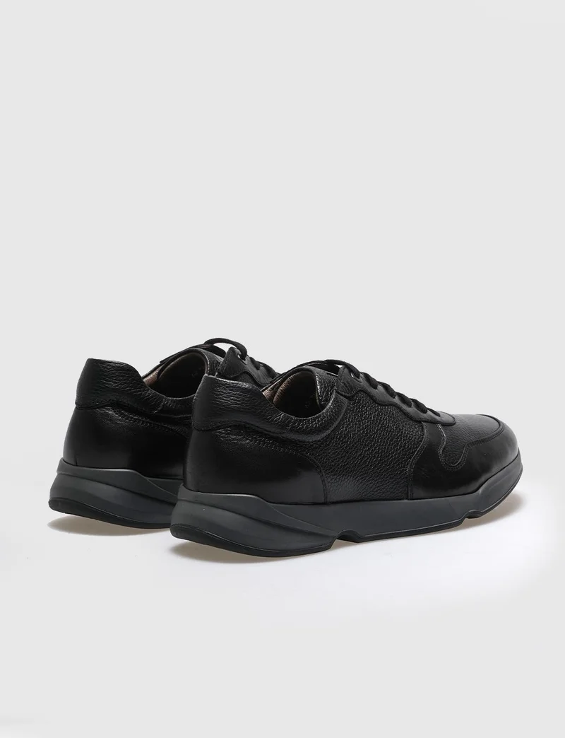 كاباني Genuine Leather Black Lace-Up Men's Sports Shoes