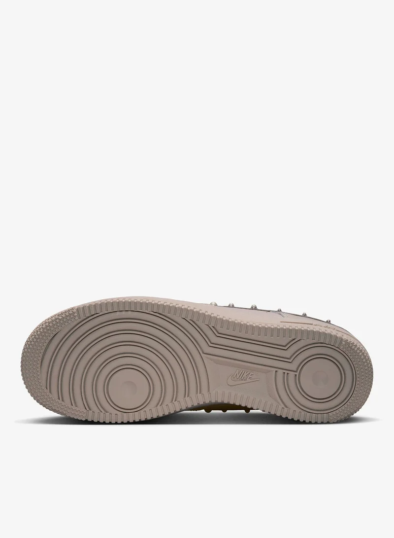 Nike CREAM II/CREAM II-MTLC SILVER-WHITE Air Force 1 '07 Wb for Women | Best Price UAE