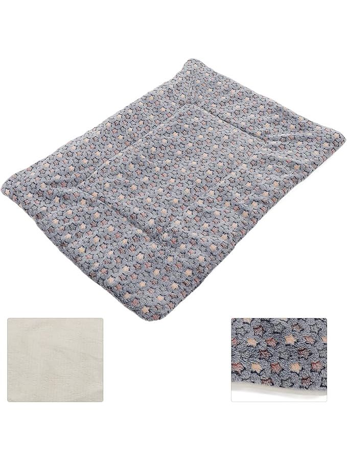 Machine Washable Flannel Pet Blanket XL Size 100x75cm for Dogs Cats Couch Sofa - Image 1