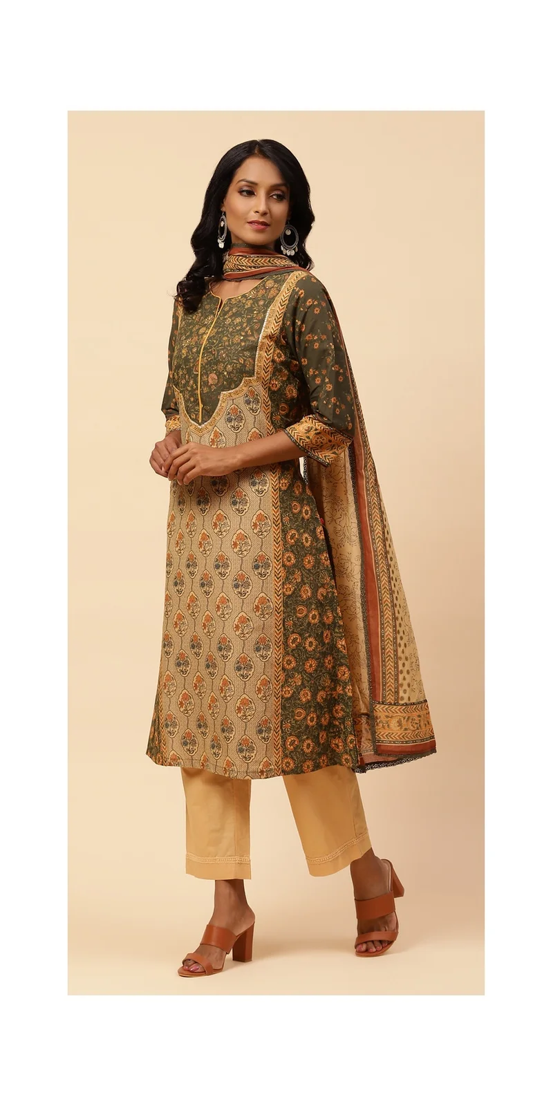 بيبا طقم بدلة قصر قطن كاكي مستقيم من كورتا ضيق