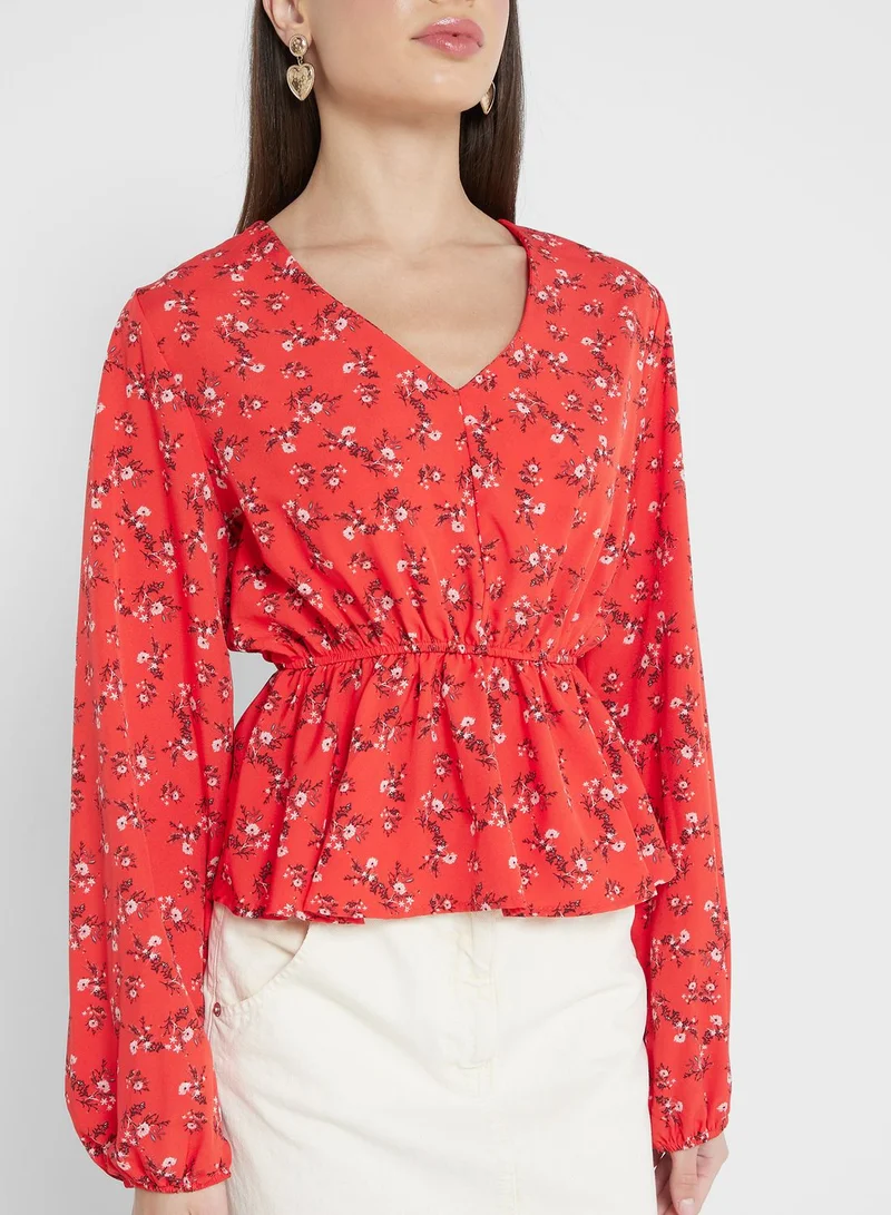 جينجر Ruffle Detail Printed Top